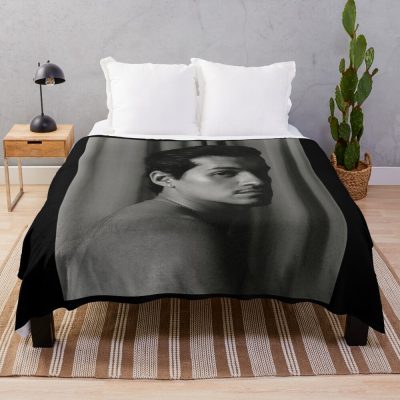 Omar Apollo Throw Blanket Official Omar Apollo Merch